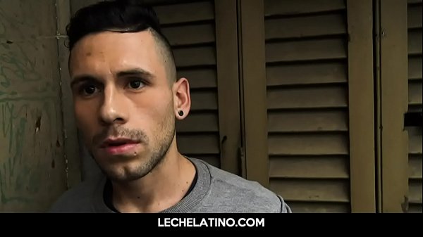 Papi pov sucking nice uncut Latino cock-LECHELATINO.COM