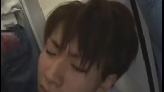 Asian Gay Sex in Subway – Chikatetsu de Ajia no gei no sekkusu