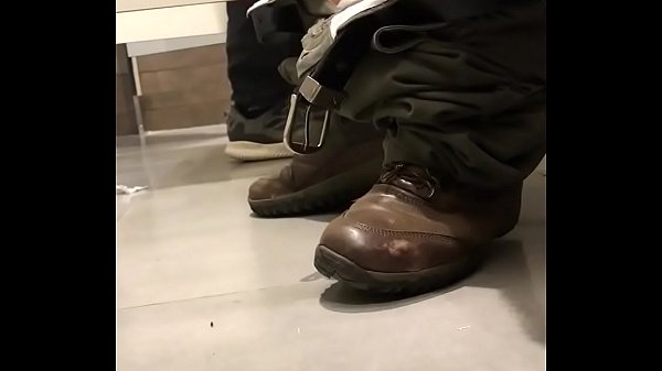 Cruising en baño público de Mall en Los Ángeles Chile