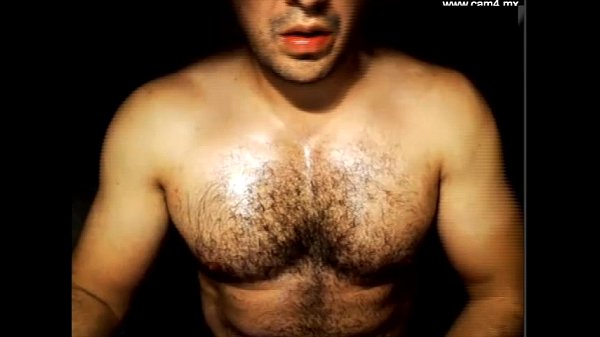 Macho hetero mexicano se masturba para gays