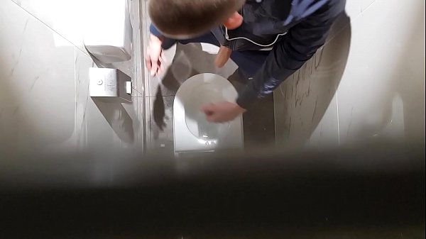 Toilet Spy – Part II – British men