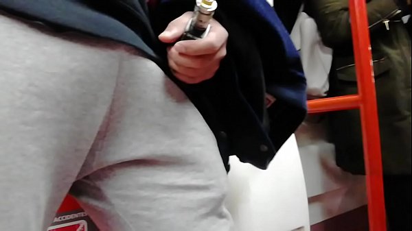 Bulto en subte de Buenos Aires – Buenos Aires subway bulge