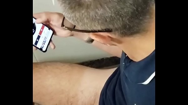 Caught Strai8 guy playing dick.