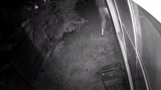 CCTV CAUGHT STRAIGHT GUY GET SUCKED OFF