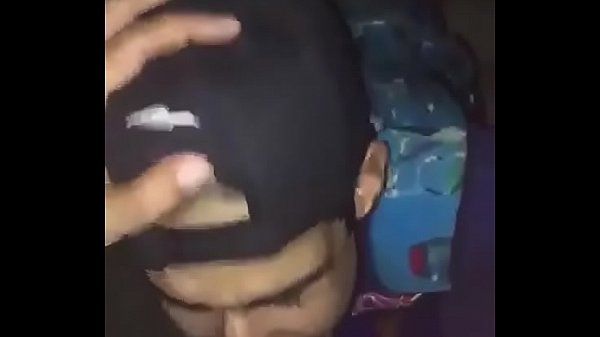 Chupou o amigo no fim do rolê