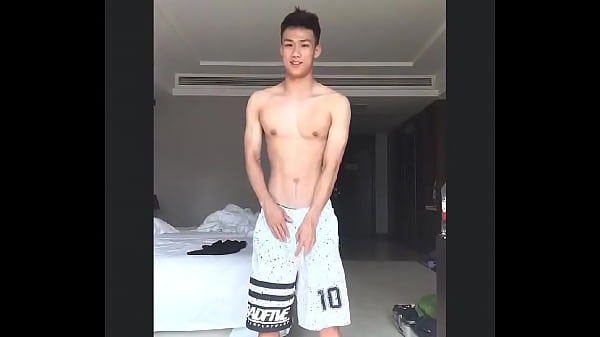 長腿直男體育生視訊打手槍