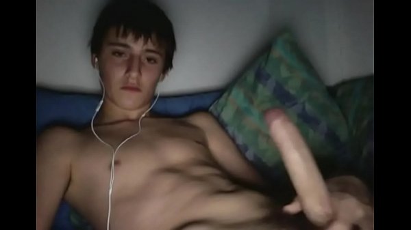Uncut Twink in Bed