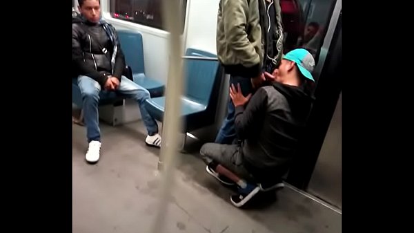 Mamada en el metro