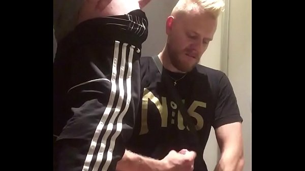 Sucking Dick At Airport