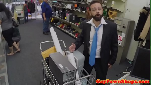 Mature pawnee jizzed on in his beard for cash