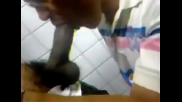 Boquete no banheirão em Aracaju/SERGIPE