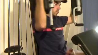 The delivery guy gets wanked his big cock in spite of him !