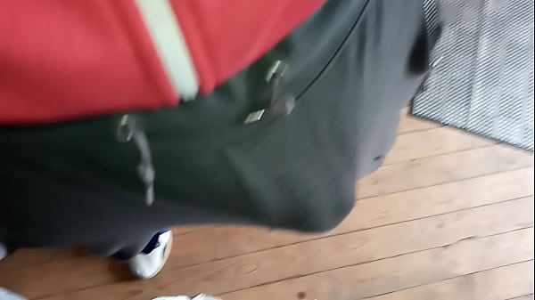 Wichsen in der Saunahütte im Garten