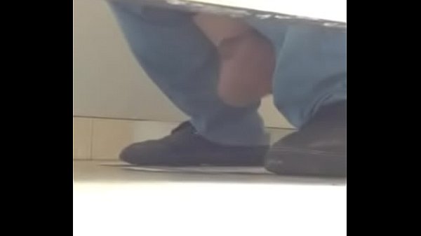 Chinese toilet jerkoff