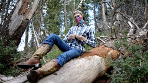 Redneck Fucking Raw Outdoors – Boots Country Woods Moaning Cumshot Log Hung Hunk