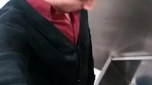 En baño publico by Rabaerre