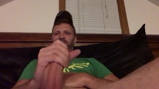 Jackin’ It In Bed!!!