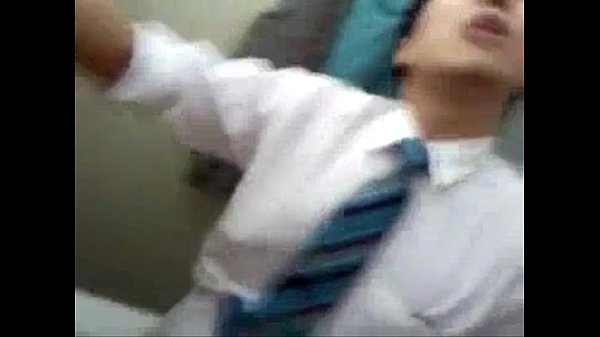 Viet nam TGDD bu fuck in toilet.FLV