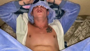 Stepdad fucks twink's tight ass early in the morning – 505