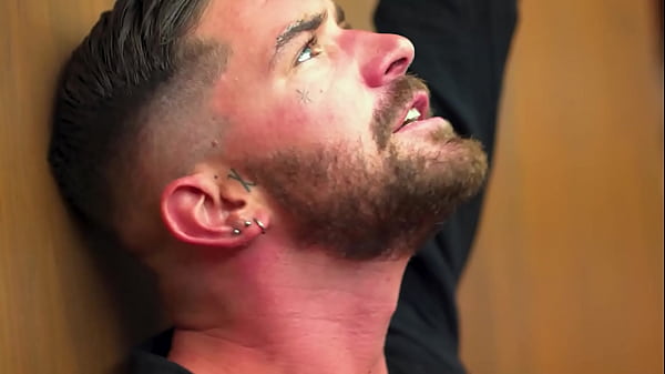 Experienced Twink Walks Muscle Hunk Through His First Pride Fest – Dylan Hayes, Ty Roderick – DisruptiveFilms