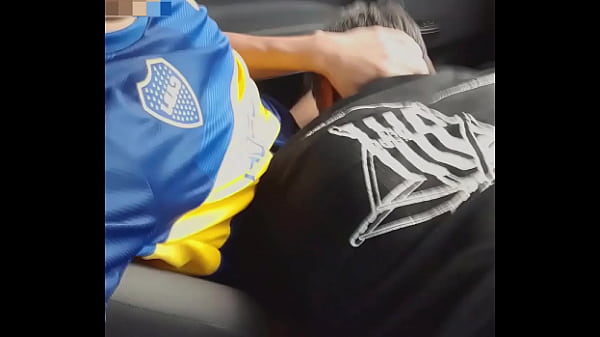 Me la chupa el entrenador después del partido