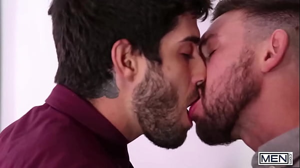 Hot Accountant Diego Sans Gets A Chance To Fuck Casey Jack’s Tight Asshole – MEN