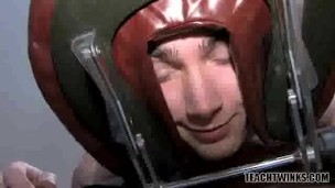 Teen Twinks Got Horny During A Massage