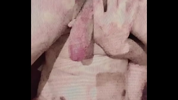 Manoseandome en casa de mis tios