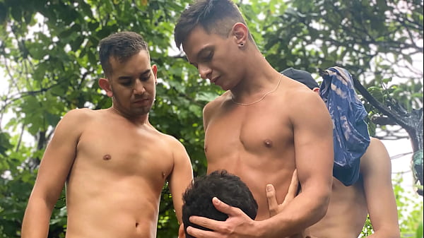 Straight Guy Discovers His Deepest, Darkest Desire – Dickforcash