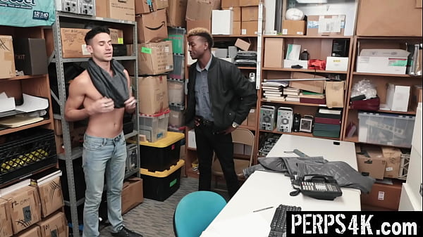 20 Year Old Male Fucks with The Loss Prevention Officer to Avoid His Jail Time – Perps4k