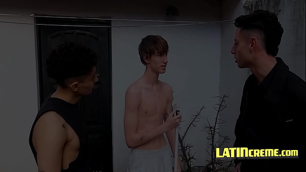 A Roomba Cant Blow You – Sebas Gold, Thiagui Twink, Tomas Nicolas