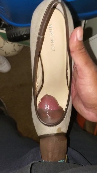 cum in asian peeptoes