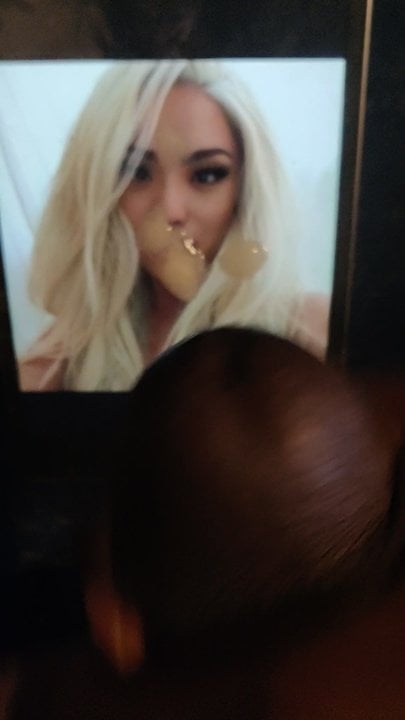 Cum tribute for cute asian amberly