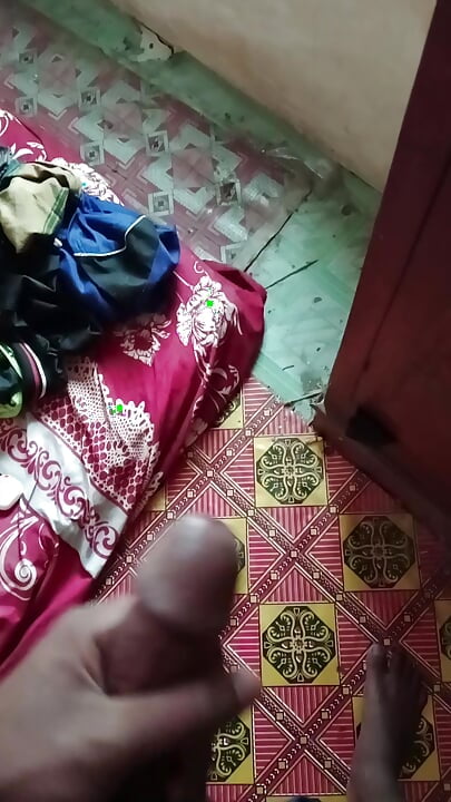 I haven’t cleaned the glass when making this video