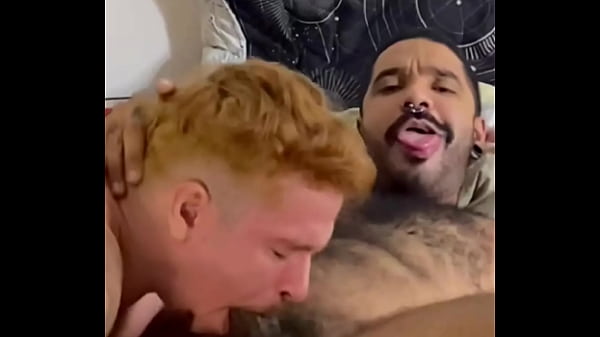 O ruivinho me pediu pra ser macetado com força