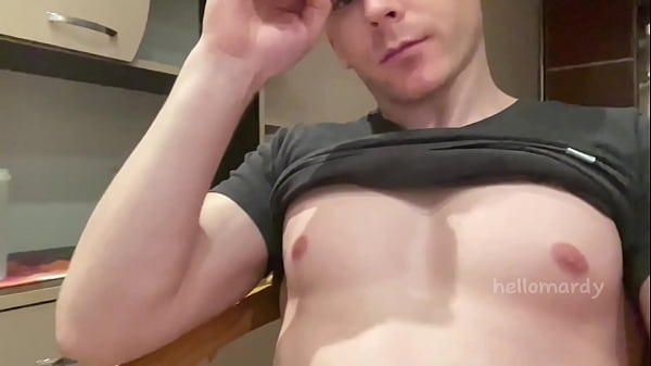 Sensual Hunk make Big Cum load / Pretty Guy Handjob