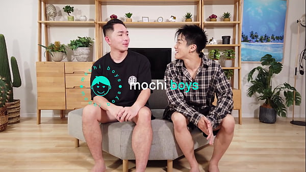 Swimwear Fetish – Kissing and Fun