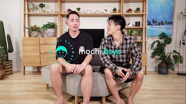 Swimwear Fetish – Shower Scene