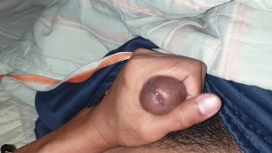 Jakol sa umaga, I got horny whe I wake up and stroking my hard dick.