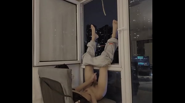 Slim gay teenager exposes masturbation cumshot in front of the window – college boy / gay boy /twinks / slim boy / -xixiboy