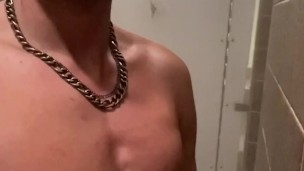 Gym employee almost caught me masturbating