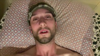 Hairy otter close-up cumming on himself